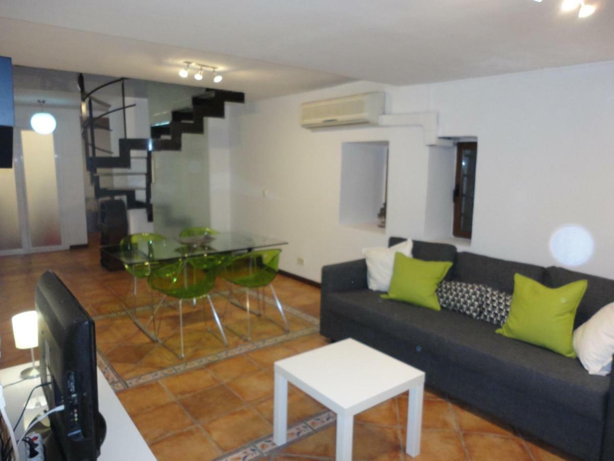 Center Valencia Villa Bagian luar foto
